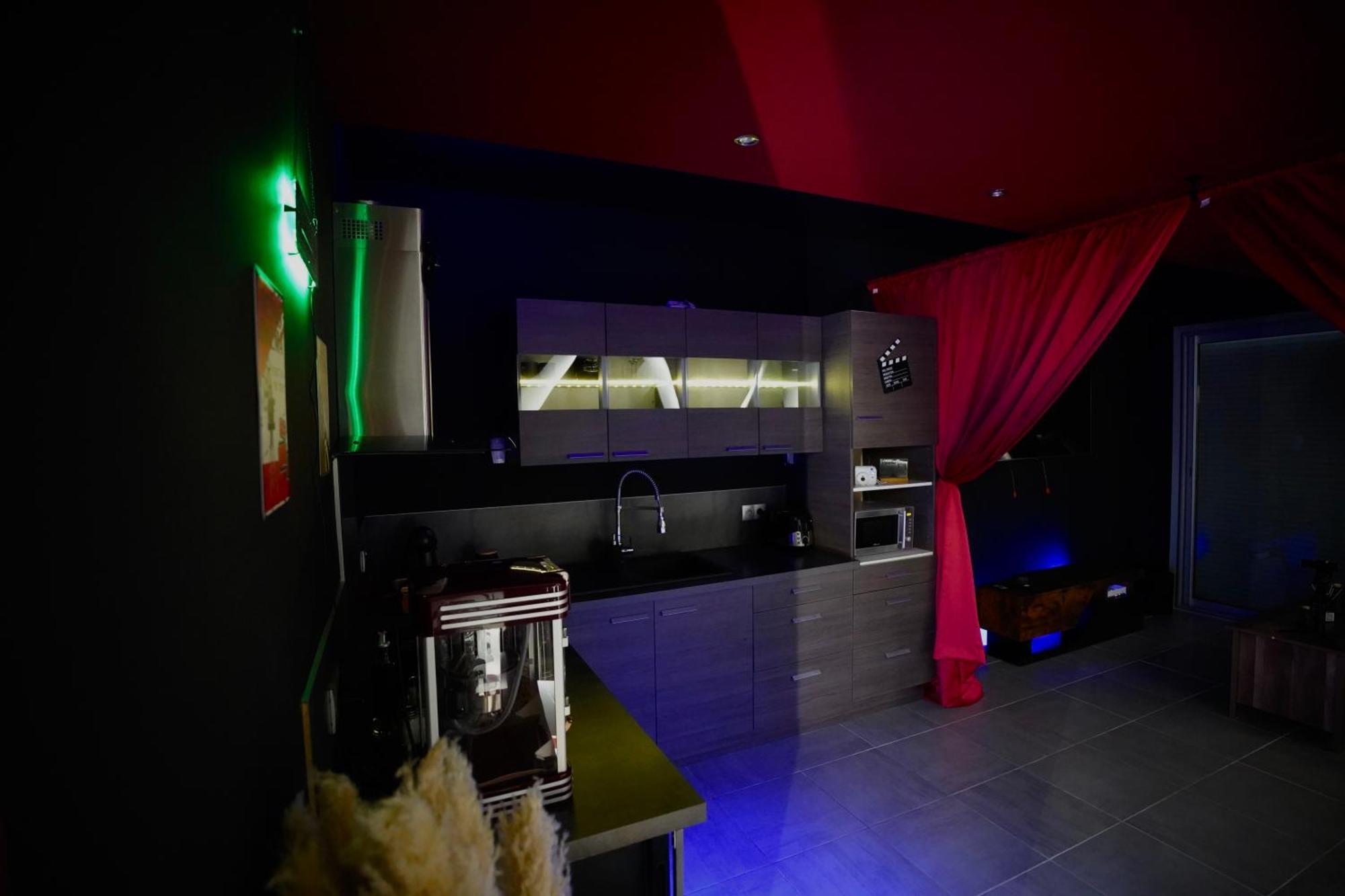 L Unique Cinema Room Grenoble Exteriér fotografie